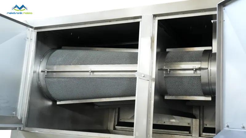 Capstem Removal Machine
